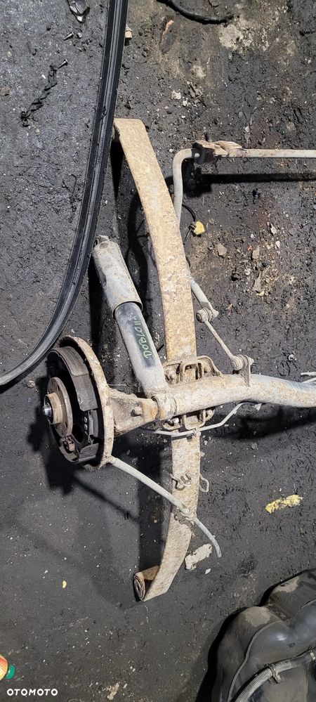 Belka Zawieszenia  Resory Tył Fiat Doblo 2005 - 2