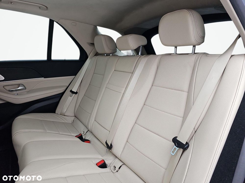 Mercedes-Benz GLE - 15