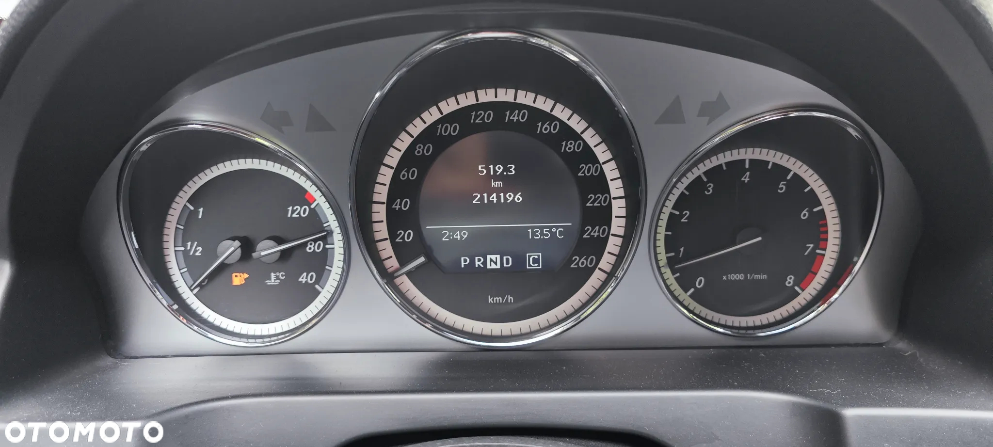 Mercedes-Benz Klasa C 180 T CGI Automatik BlueEFFICIENCY Avantgarde - 31
