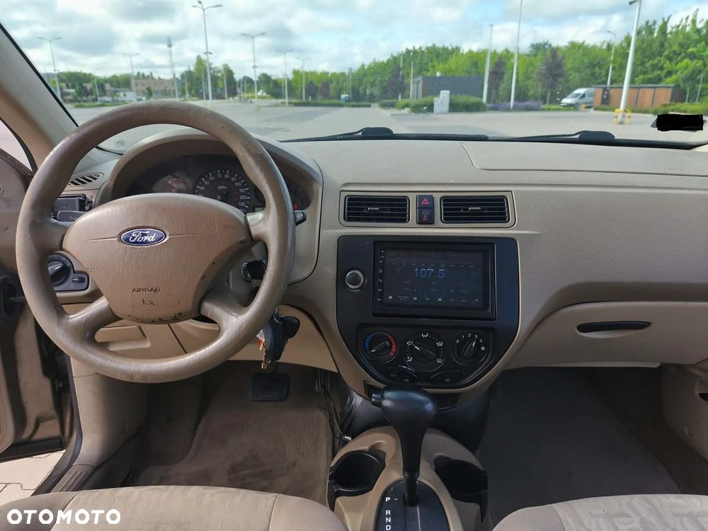 Ford Focus - 13