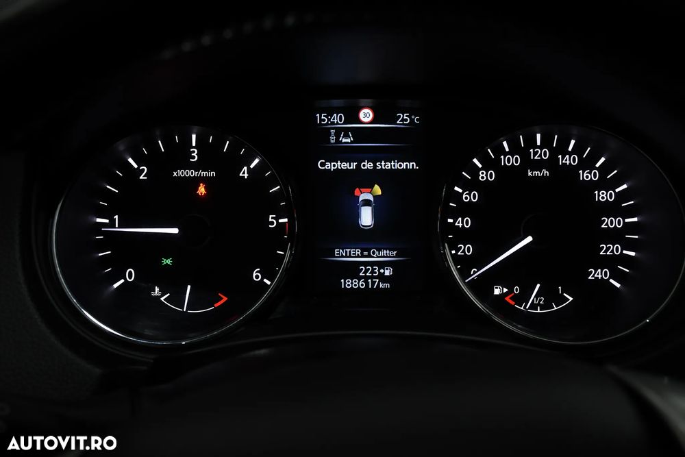 Nissan Qashqai 1.5 DCI N-Connecta - 18
