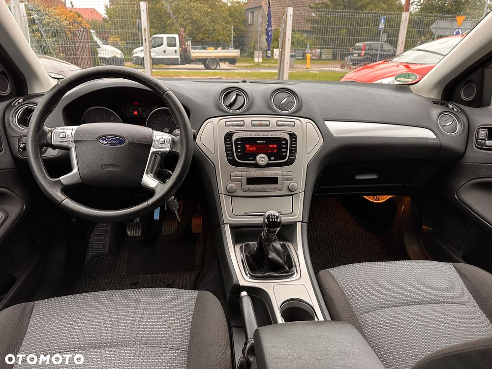 Ford Mondeo 1.6 Ambiente - 7