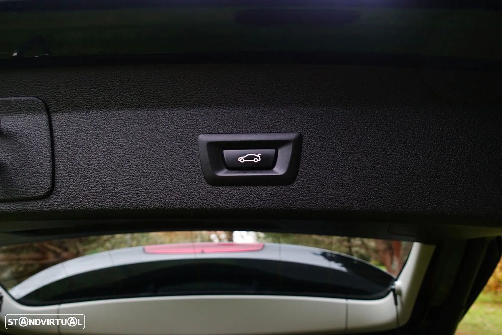 BMW X1 16 d sDrive Pack M - 53