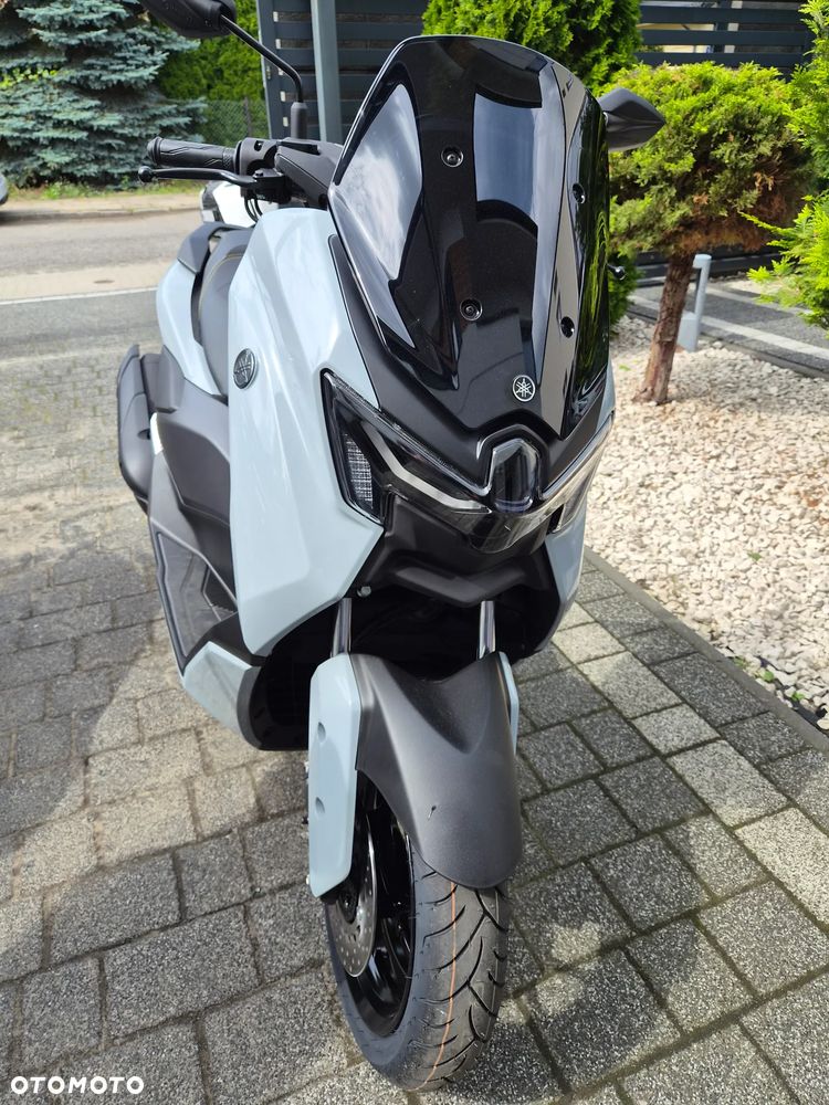 Yamaha NMAX - 5