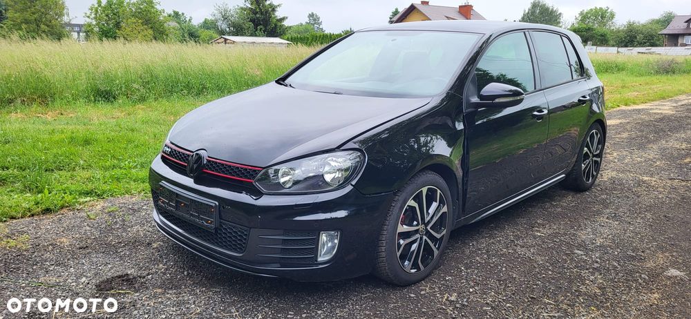 Volkswagen Golf 2.0 TSI GTI - 1