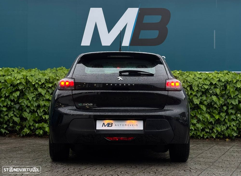 Peugeot e-208 Active - 30