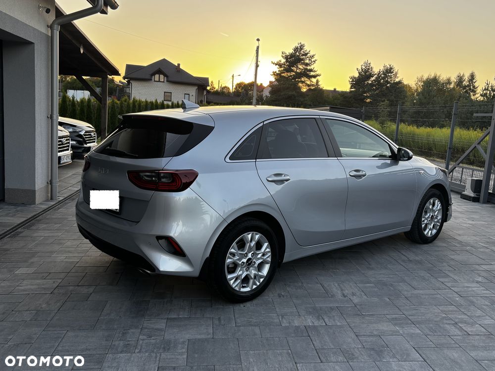 Kia Ceed 1.5 T-GDI M - 9