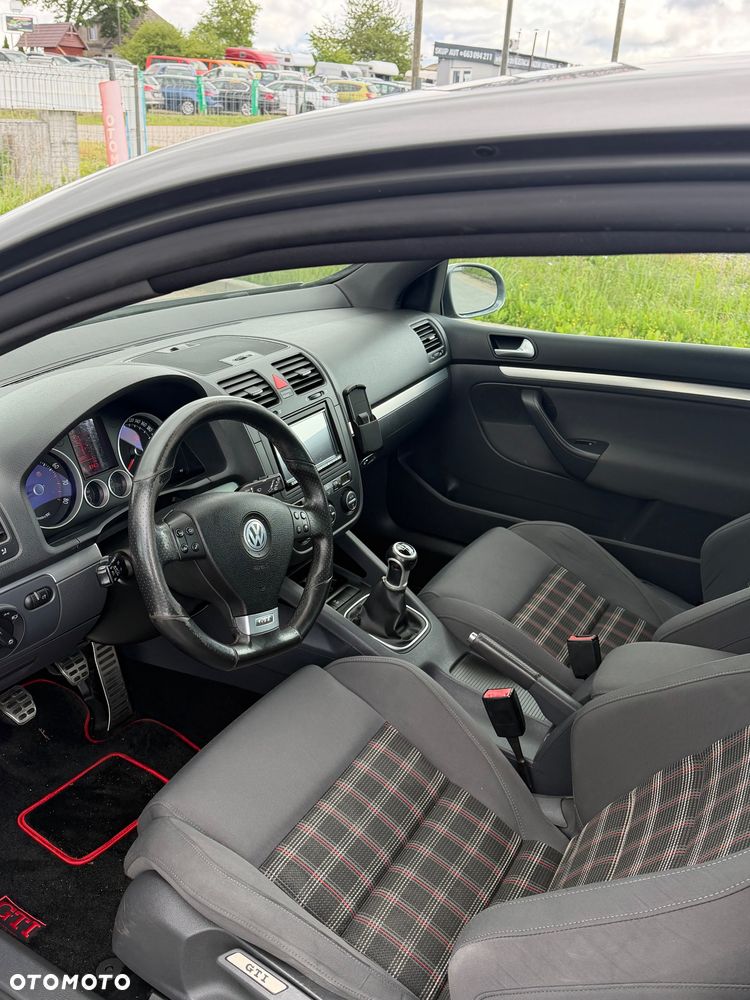 Volkswagen Golf 2.0 TSI GTI - 8