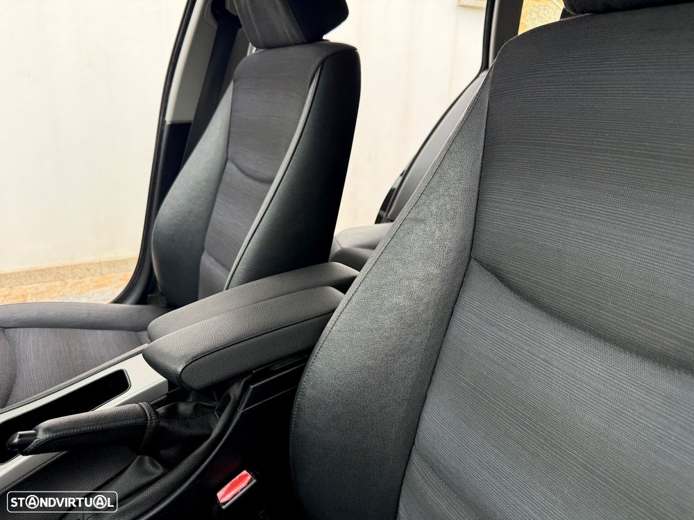 BMW 320 d Sport - 42