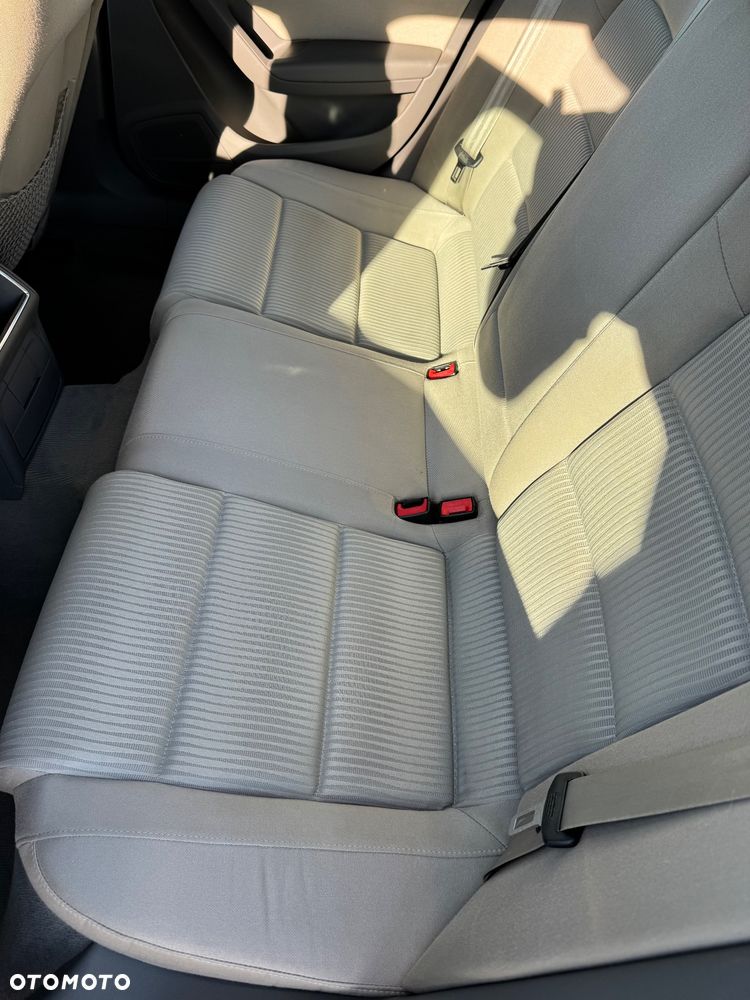 Audi A4 Avant 2.0 TDI DPF Ambition - 20