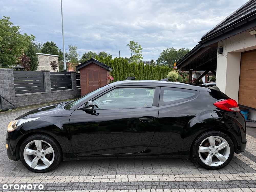Hyundai Veloster 1.6 Premium - 18