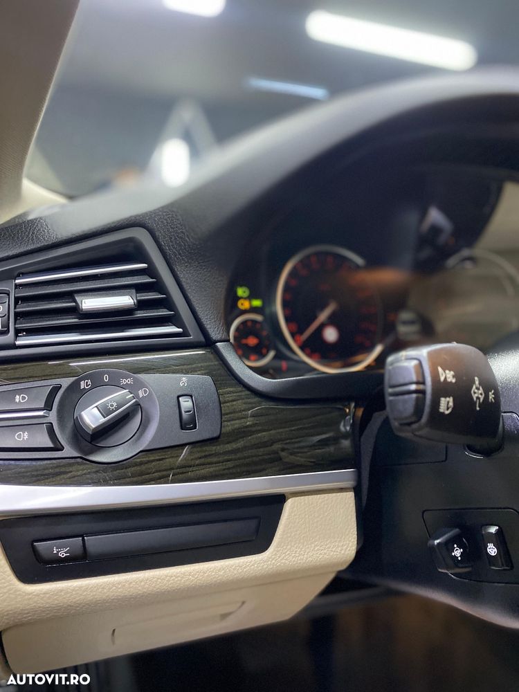 BMW Seria 5 520d xDrive Aut. Luxury Line - 19