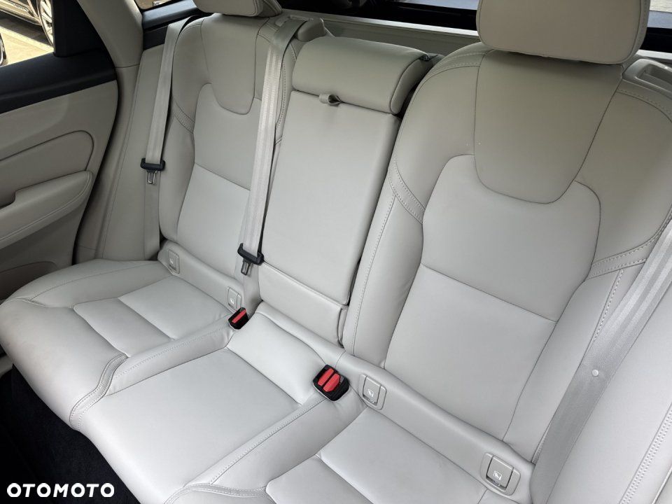 Volvo XC 60 - 11