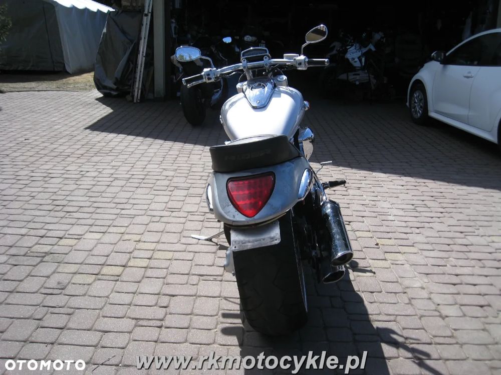 Suzuki Boulevard - 4