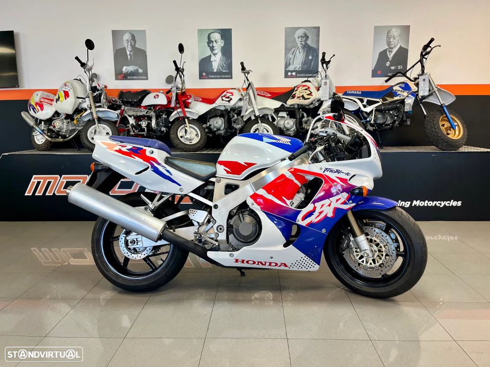 Honda Fireblade 900RR - 2