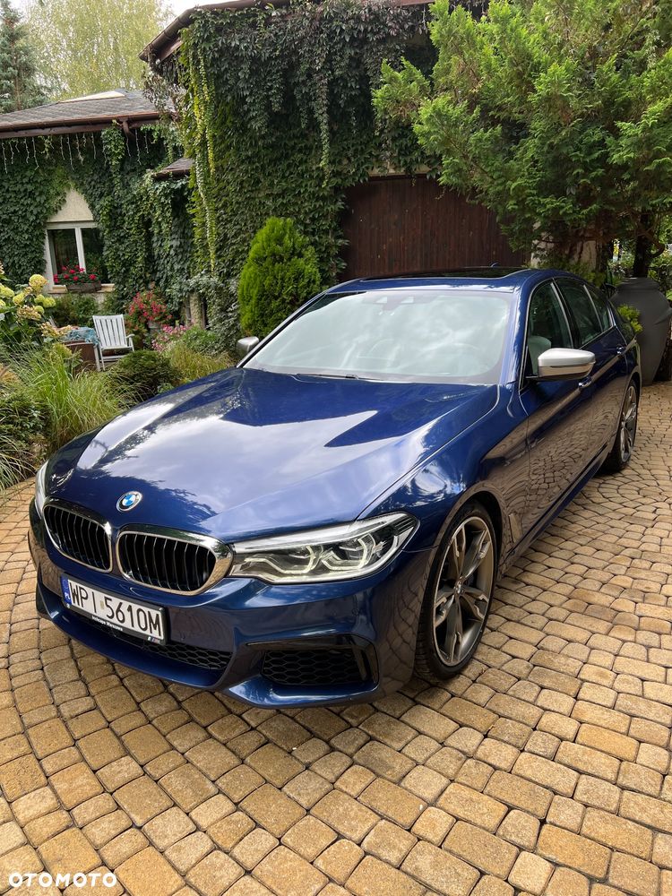 BMW Seria 5 M550i xDrive sport - 2