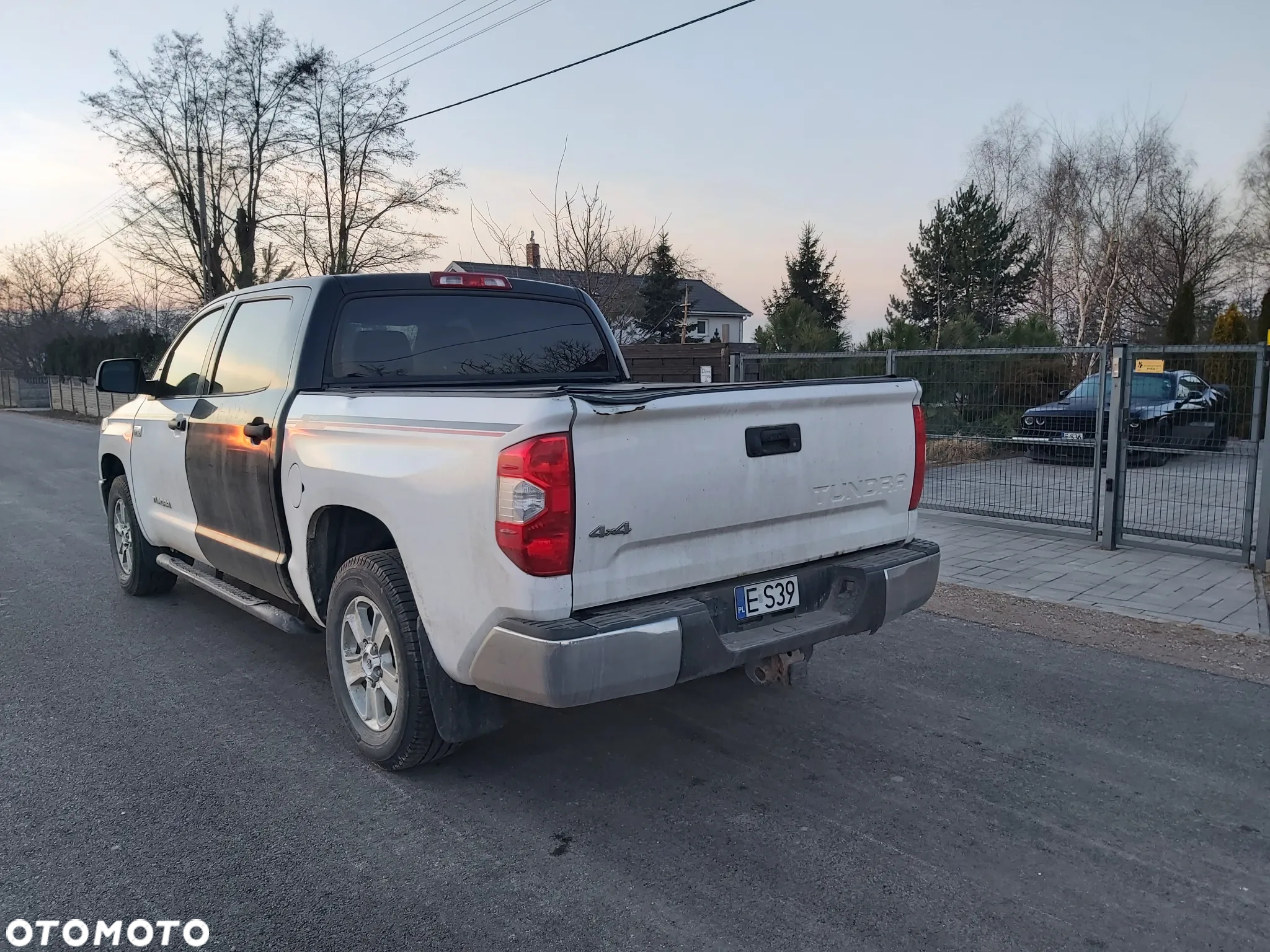 Toyota Tundra - 6
