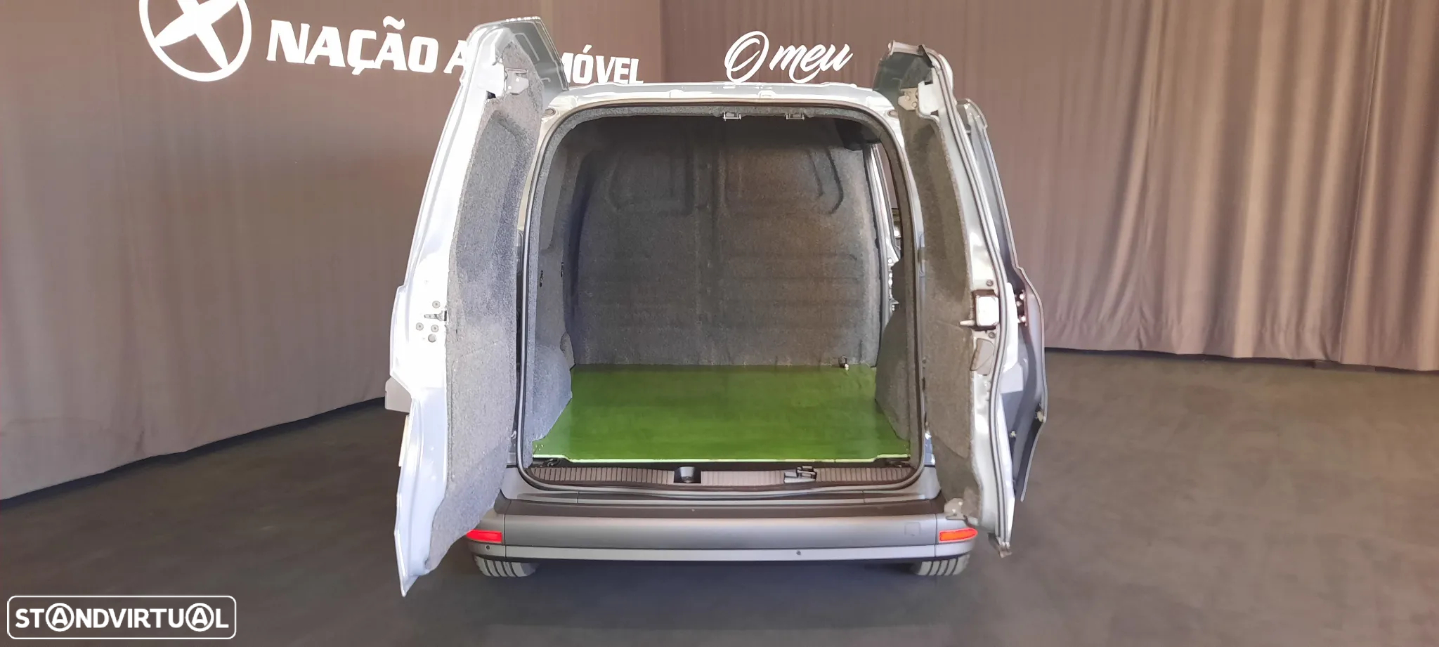 Mercedes-Benz Citan Van 110CDI/27 95cv Linha Pro 3 lugares 5 portas - 41