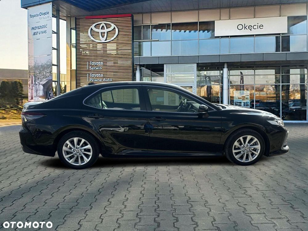 Toyota Camry 2.5 Hybrid Comfort CVT - 6