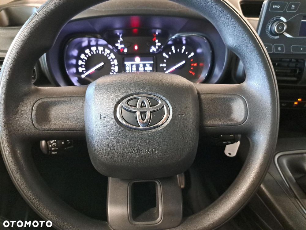 Toyota Proace City Verso 1.5 D-4D Combi - 17