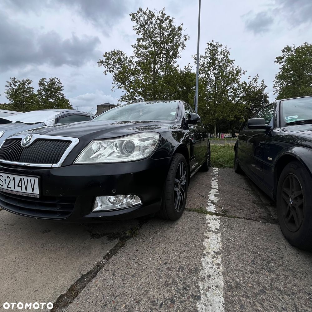 Skoda Octavia 1.8 TSI Ambiente - 14