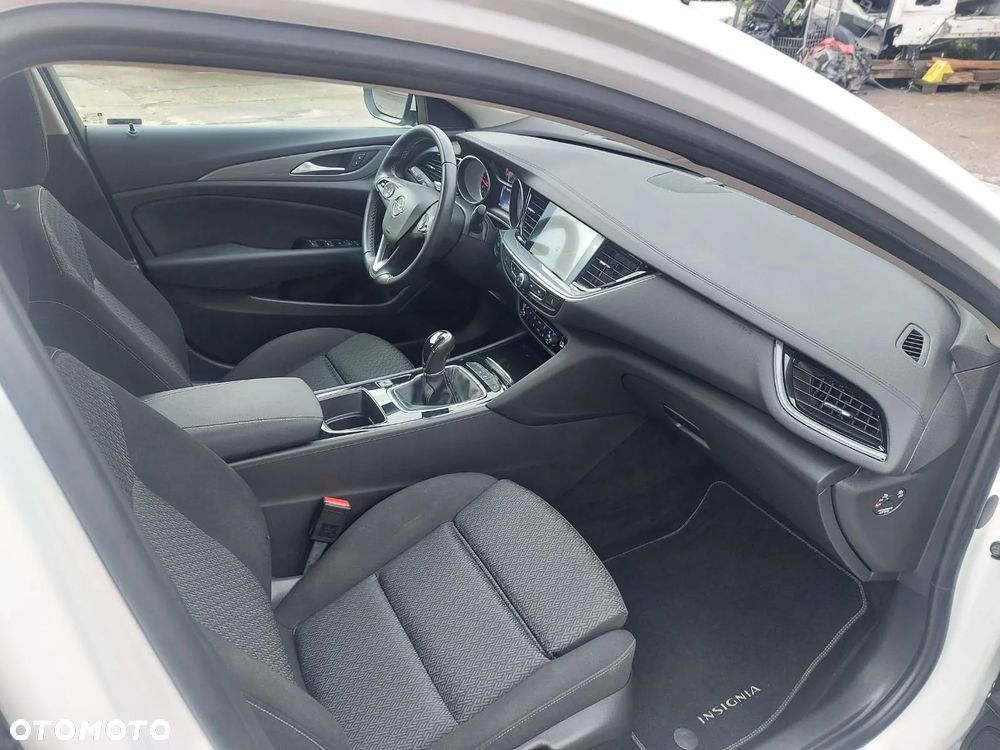 Opel Insignia - 6