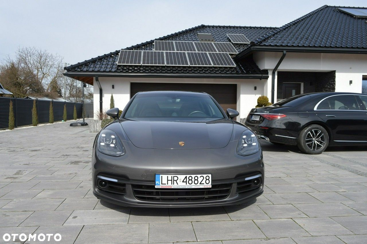 Porsche Panamera - 6