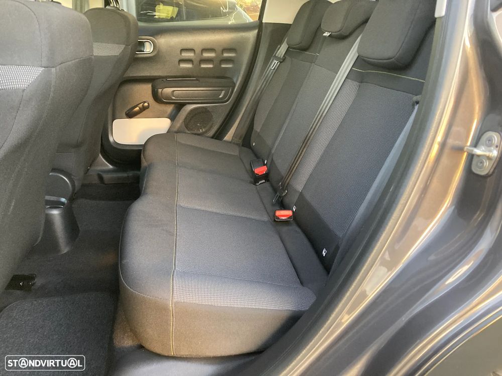 Citroën C3 1.2 PureTech Shine EAT6 - 28