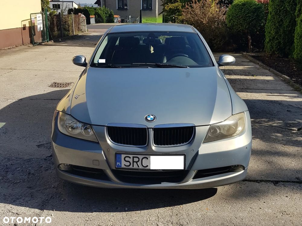 BMW Seria 3 320i - 1