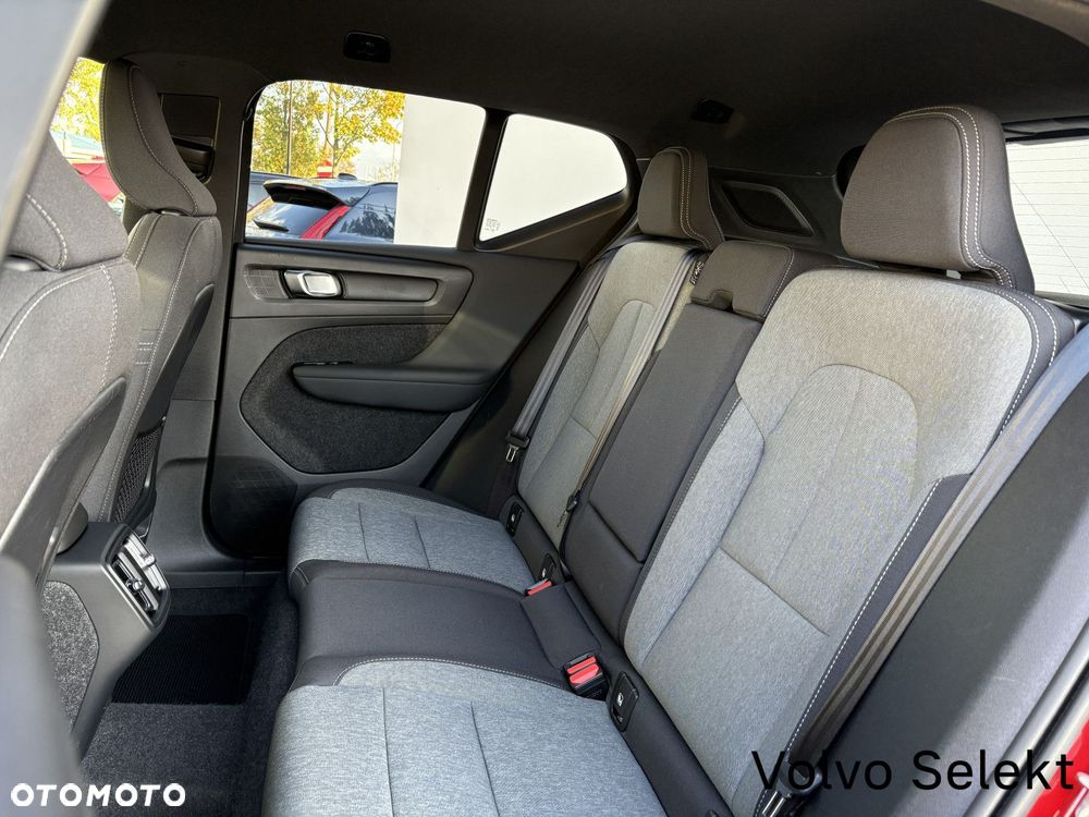 Volvo XC 40 2024