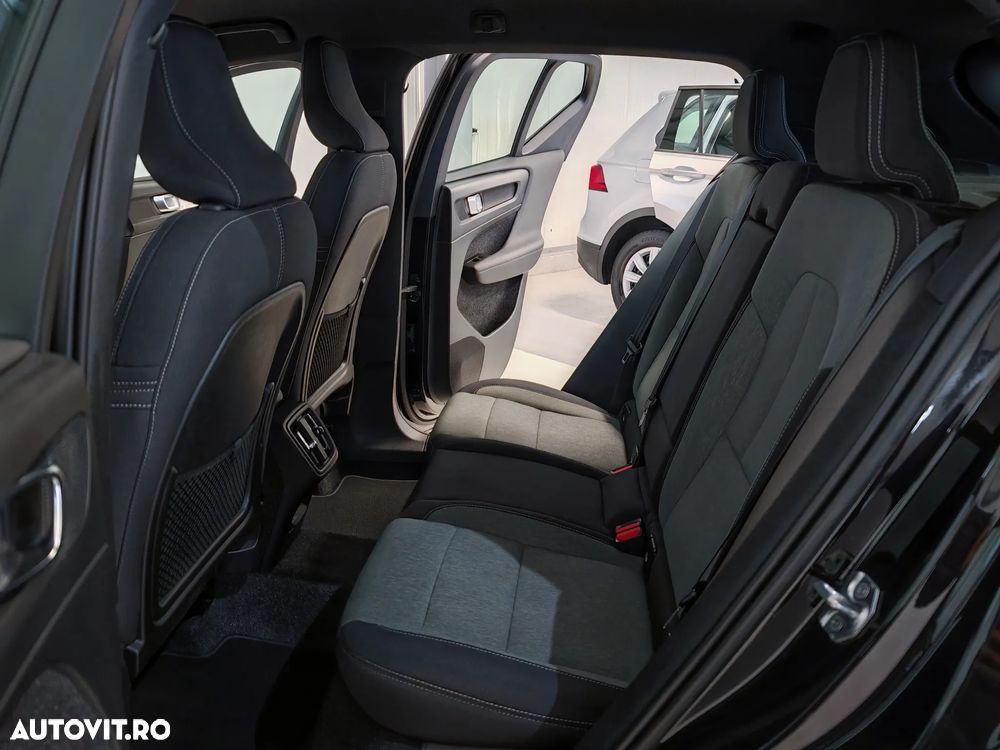 Volvo XC 40 T2 AT8 Momentum - 14