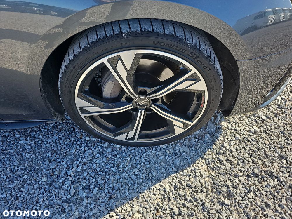 Audi A4 Limousine - 24