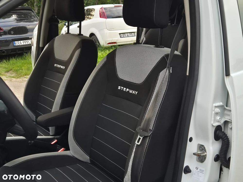 Dacia Sandero Stepway TCe 90 (S&S) Celebration - 21