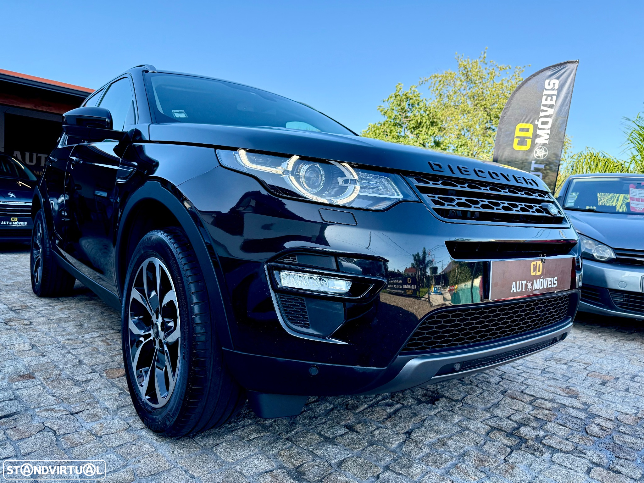 Land Rover Discovery Sport 2.0 TD4 HSE Luxury 7L Auto - 27