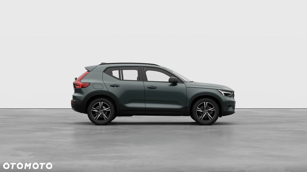 Volvo XC 40 B3 Plus Dark - 5