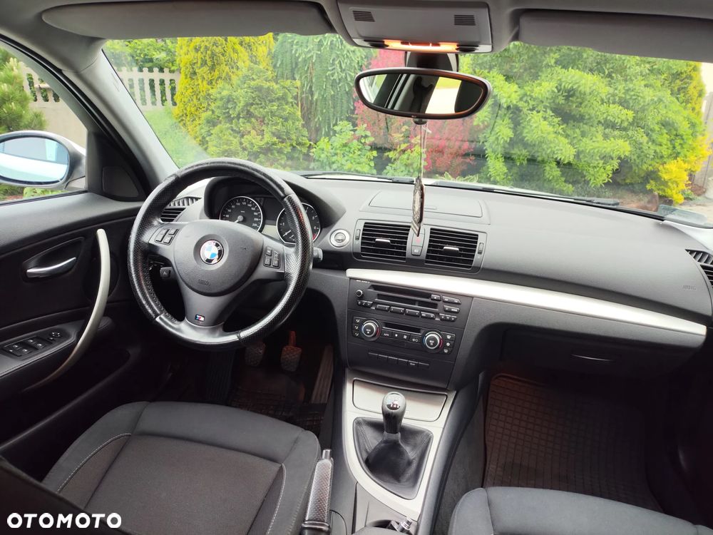 BMW Seria 1 116i - 15