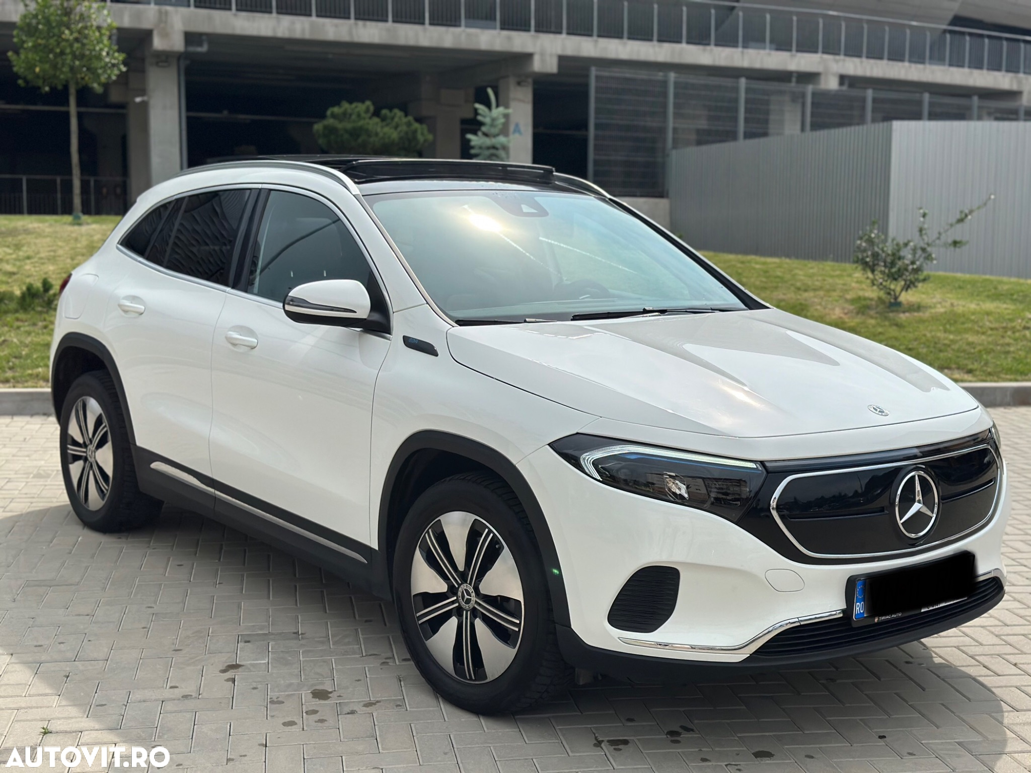 Mercedes-Benz EQA - 2