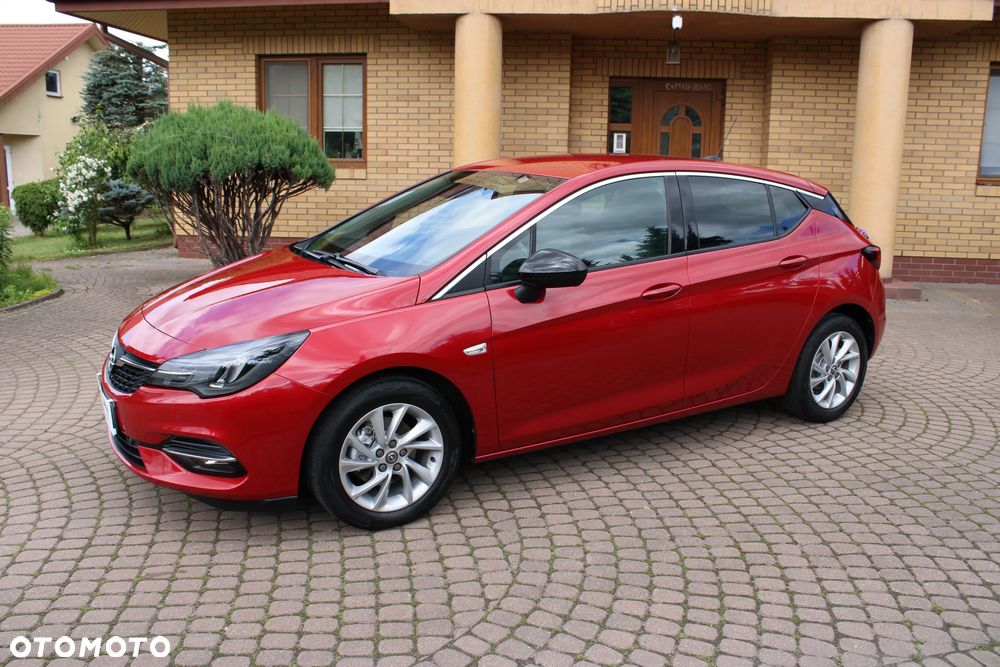 Opel Astra 1.2 T Elegance S&S - 4