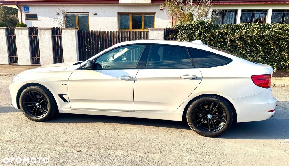 BMW Seria 3 320i Sport Line - 3