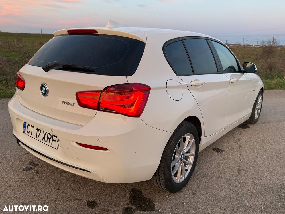BMW Seria 1 118d Aut. Sport Line - 32