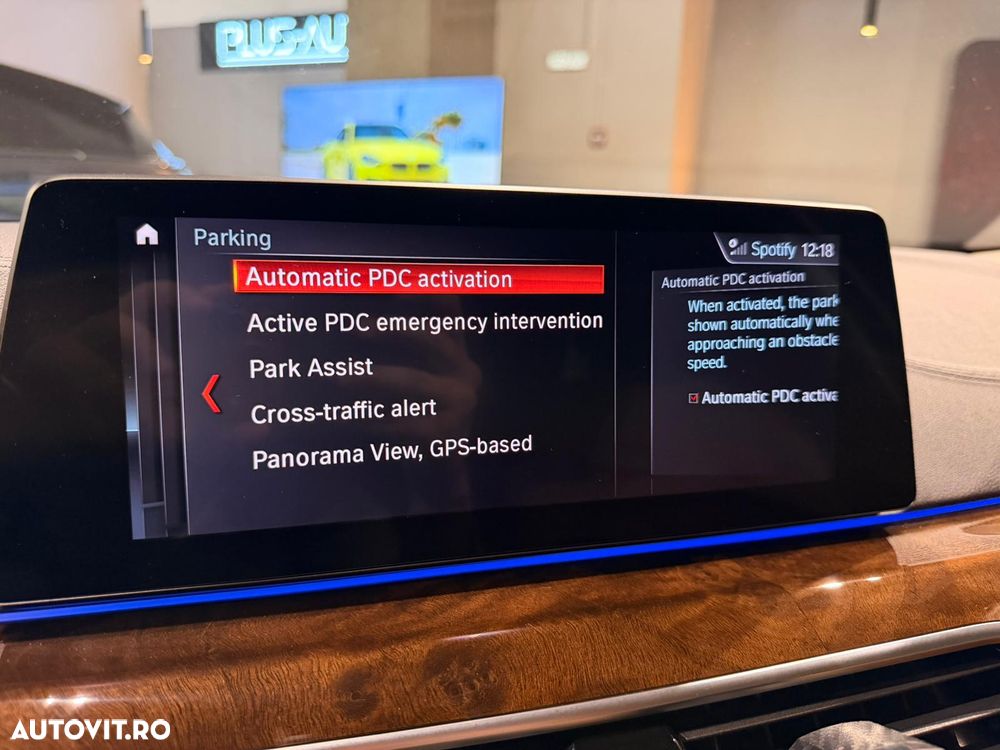 BMW Seria 5 530e Aut. Luxury Line - 35