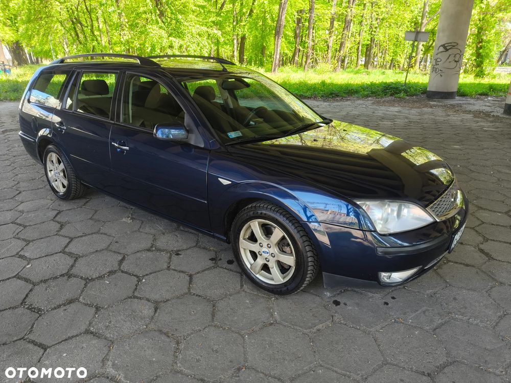 Ford Mondeo 1.8 Ghia - 9