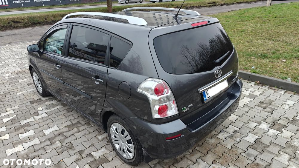 Toyota Corolla Verso 1.8 Gold - 4