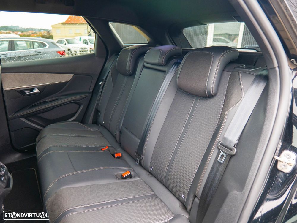 Peugeot 3008 1.6 Hybrid GT e-EAT8 - 29