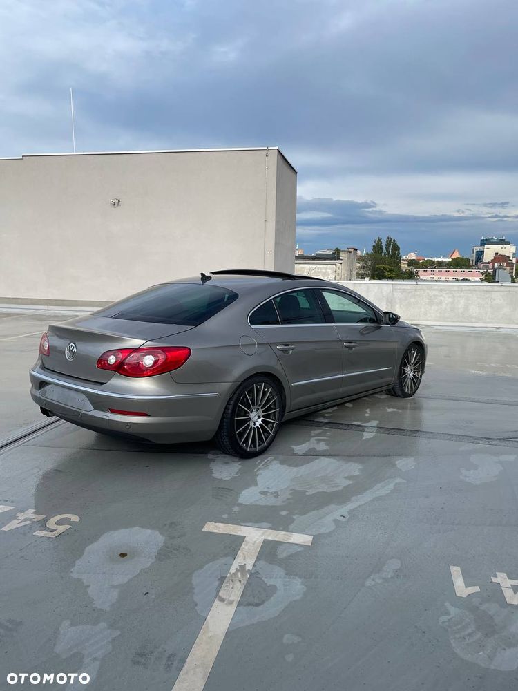 Volkswagen Passat CC - 4