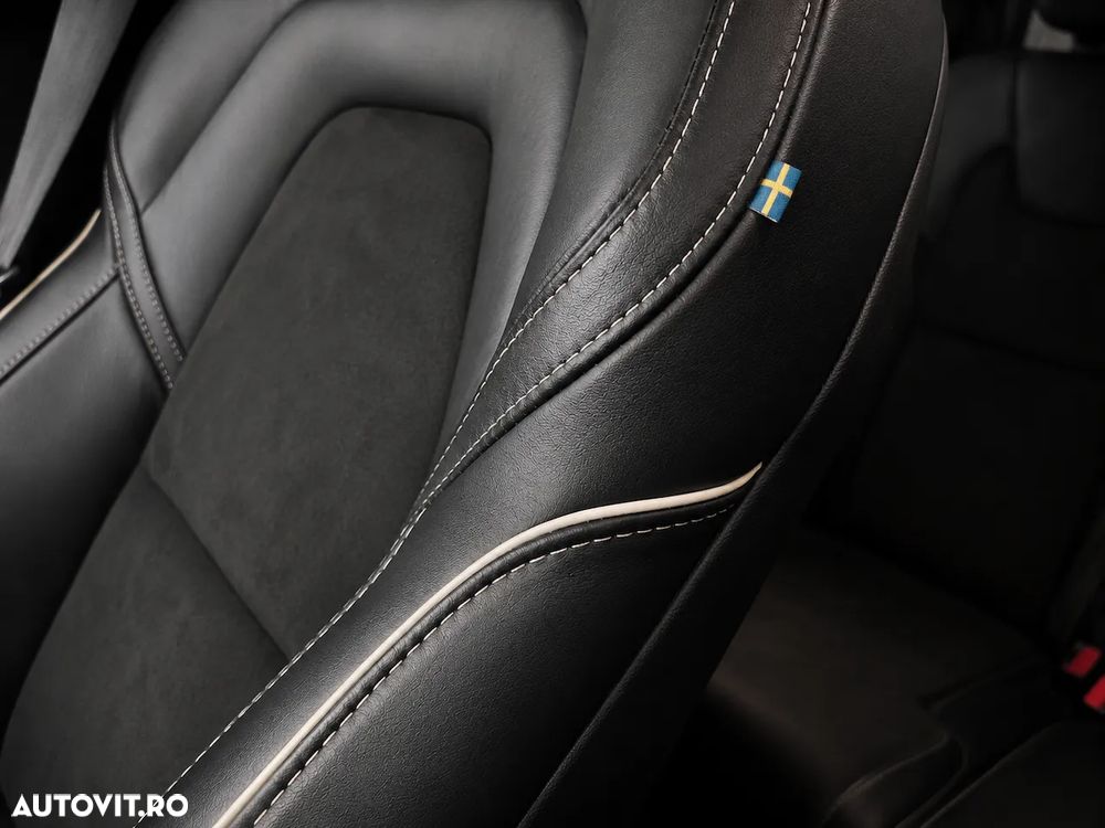 Volvo XC 90 T8 AWD Recharge Ultimate Dark - 16