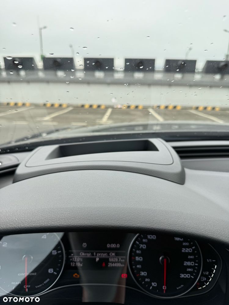 Audi A6 Allroad - 8