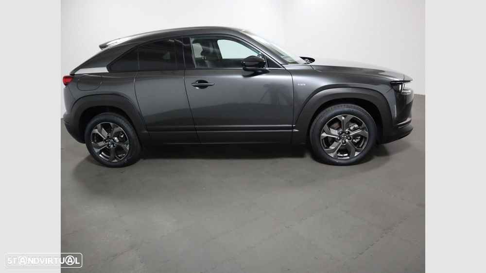 Mazda MX-30 e-SKYACTIV Makoto Urban Expression - 4