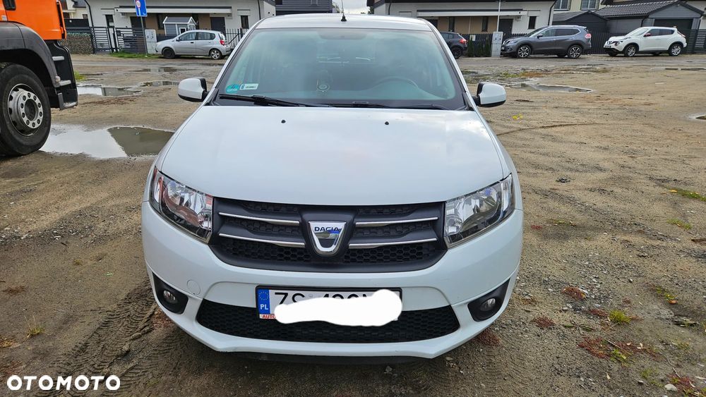 Dacia Sandero 1.2 16V Laureate - 3