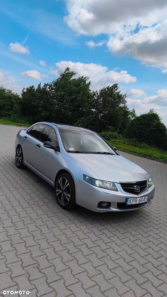 Honda Accord - 1